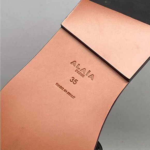 Alaia Laser-cut leather slides size 35 - Picture 15 of 15